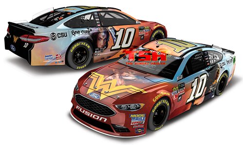 2017 DANICA PATRICK #10 WONDER WOMEN / ONE CURE 1/24