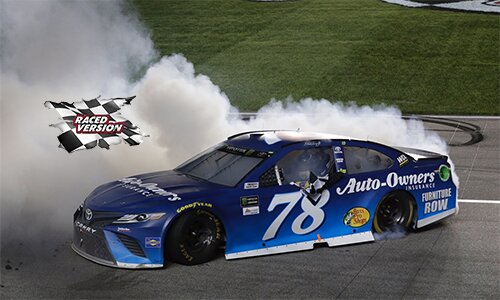 2017 MARTIN TRUEX JR #78 DARLINGTON WINNER RACED VERSION W/ COLLECTOR CARD 1/24