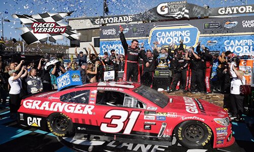 2017 RYAN NEWMAN #31 PHOENIX WINNER RACED VERSION W/ COLLECTOR CARD 1/24